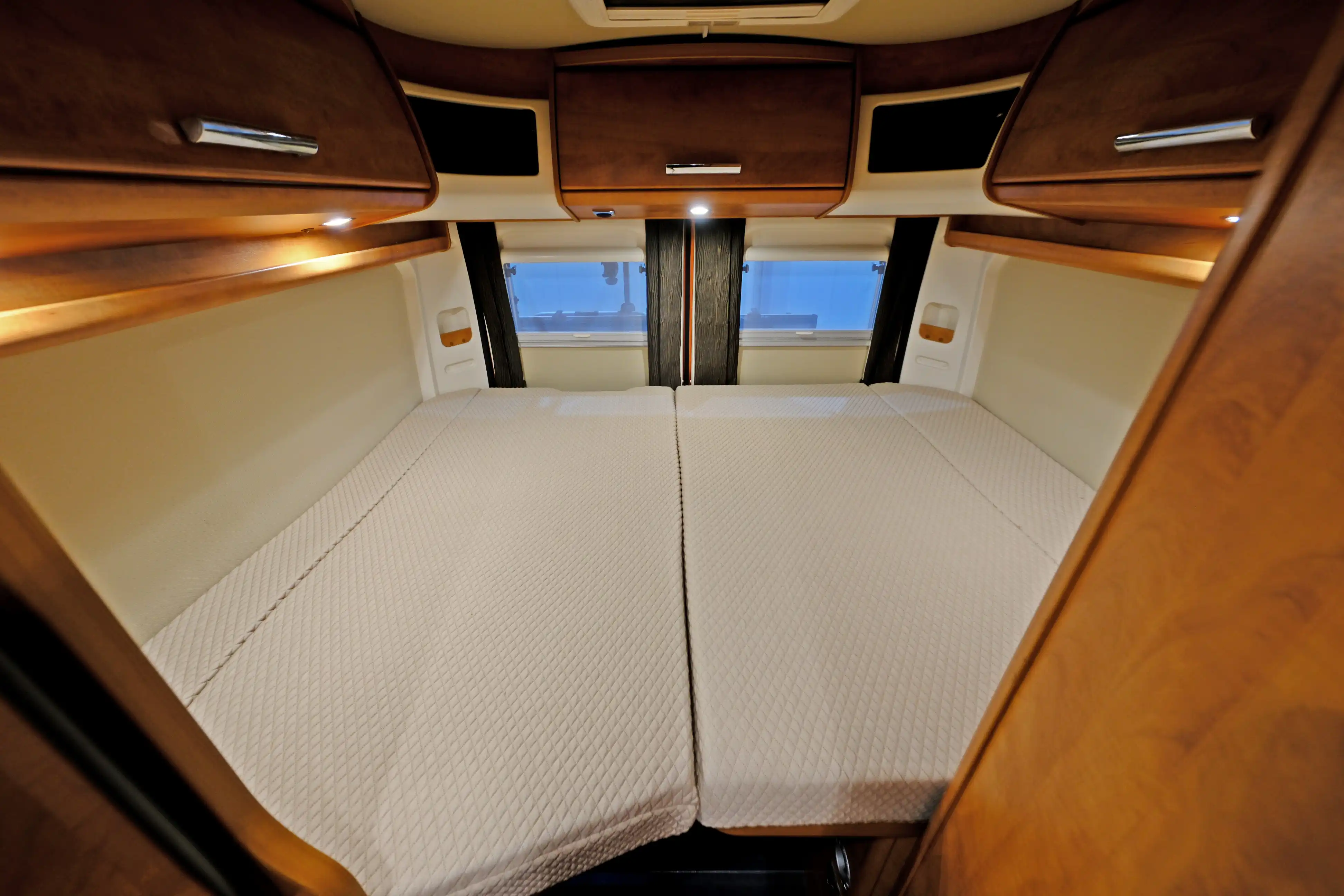 CARTHAGO Malibu VAN 600 DB